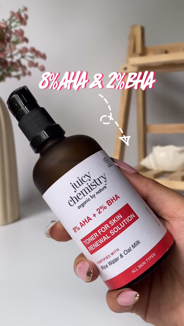 Instagram post by @harshieesthetic for Juicy Chemistry. Caption reads: #ad Smooth skin starts with science 💫
Juicy....