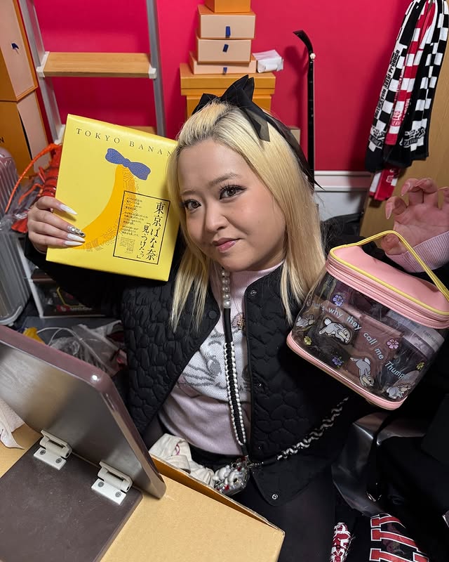 Instagram post by @sera81983 for MANARA. Caption reads: [...] . @manara_japan
 ﾏﾅﾗﾄｰﾝｱｯﾌﾟuv....