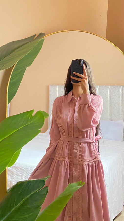 Instagram post by @bynayma for Sowears. Caption reads: [...] character with the cutest fits from @sowears....