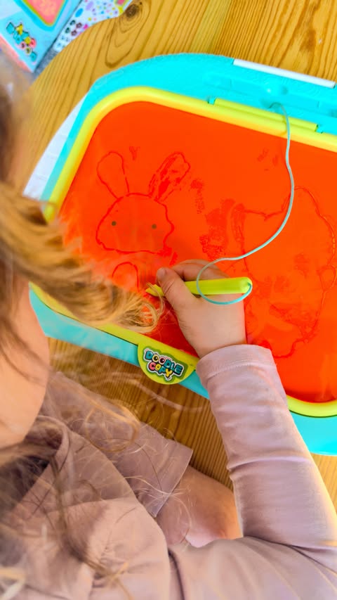 Instagram post by @ellies_house.uk for Canal Toys. Caption reads: [...] the biggest learning Doodle copy by....
