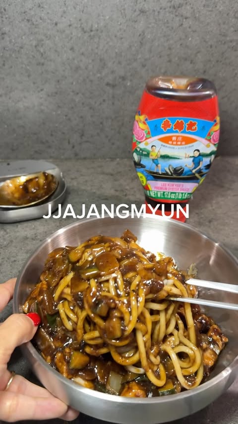 Instagram post by @koreanmomcoooks for Lee Kum Kee. Caption reads: [...] (black bean noodles) recipe with....