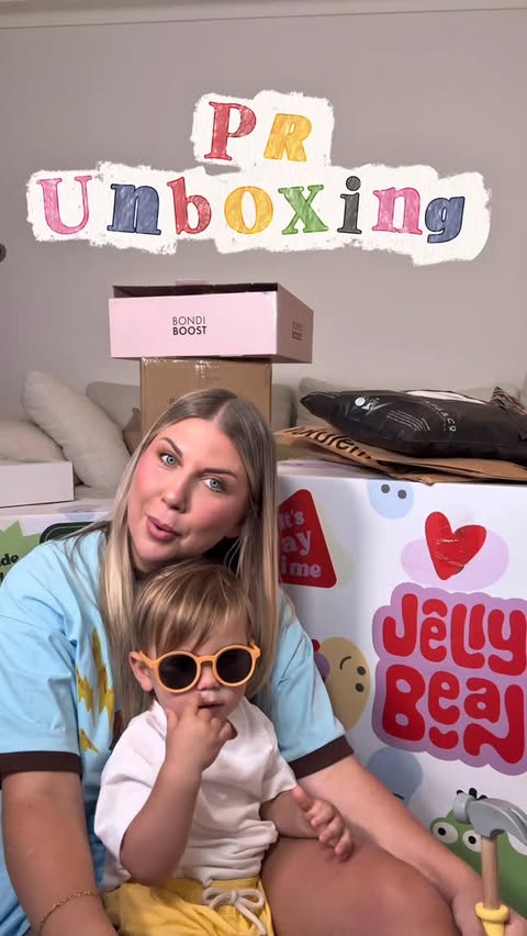 Instagram post by @dyds for BondiBoost. Caption reads: [...] #haul #unboxing @sulwhasoo.anz @bondiboost....