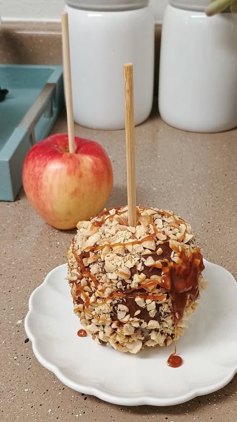 Instagram post by @atx.mora for Yes Apples. Caption reads: [...] since I've had @sweetango_apple from....