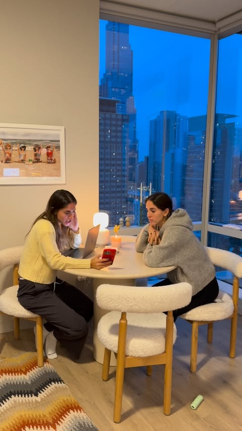 Instagram post by @threelustbadergirls for Bumble. Caption reads: Single and ready to mingle on @bumble....