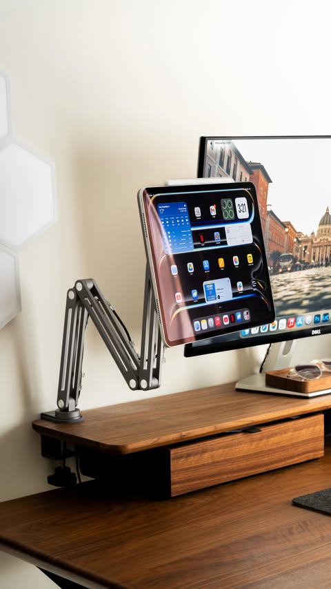 Instagram post by @edc_tech_ for KUXIU. Caption reads: Building my setup with @kuxiutech 📱

Featured in....