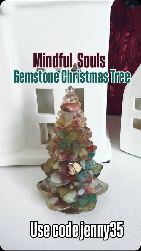 Instagram post by @jennyg2bfit for Mindful Souls. Caption reads: Gift 🎁 idea- A @mindfulsoulscom  Natural Gemstone....