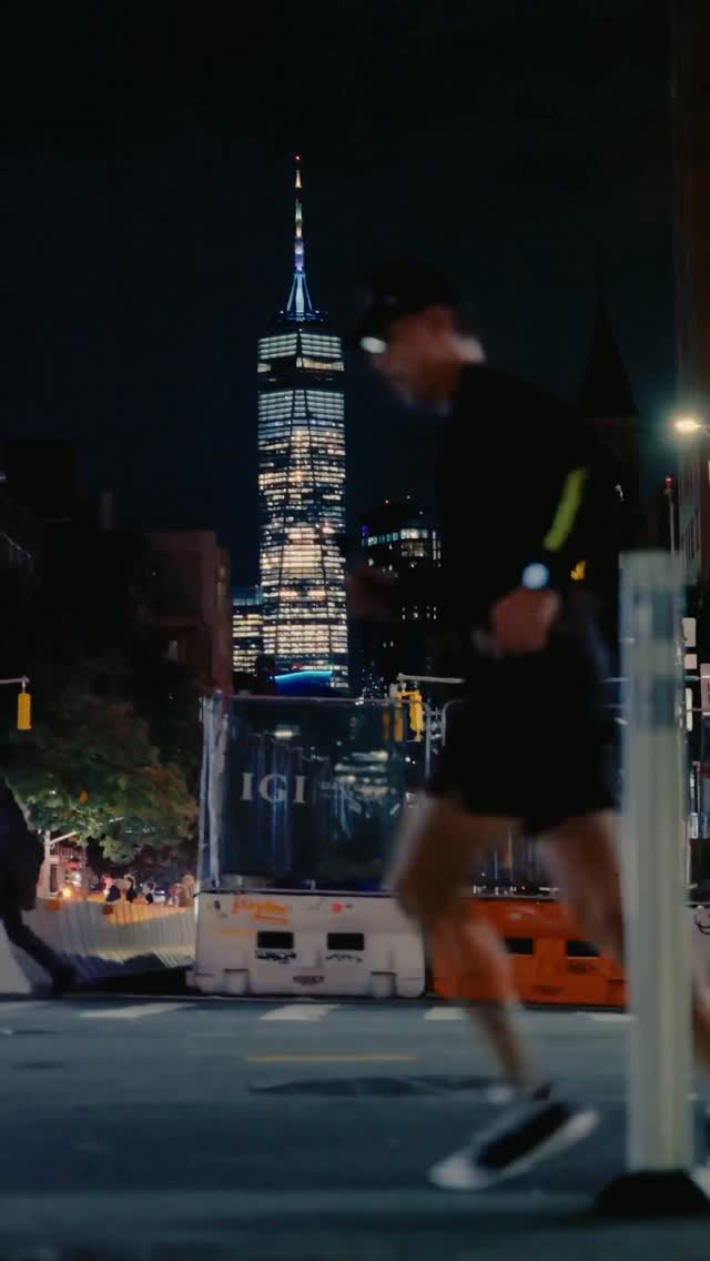 Instagram post by @tommyyros for IZIPIZI. Caption reads: Running through the streets of New York with....