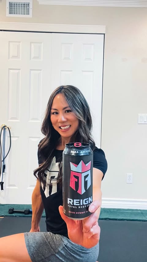 Instagram post by @zola_x_b for Reign Body Fuel. Caption reads: [...] get old Refuel, refresh, recover....