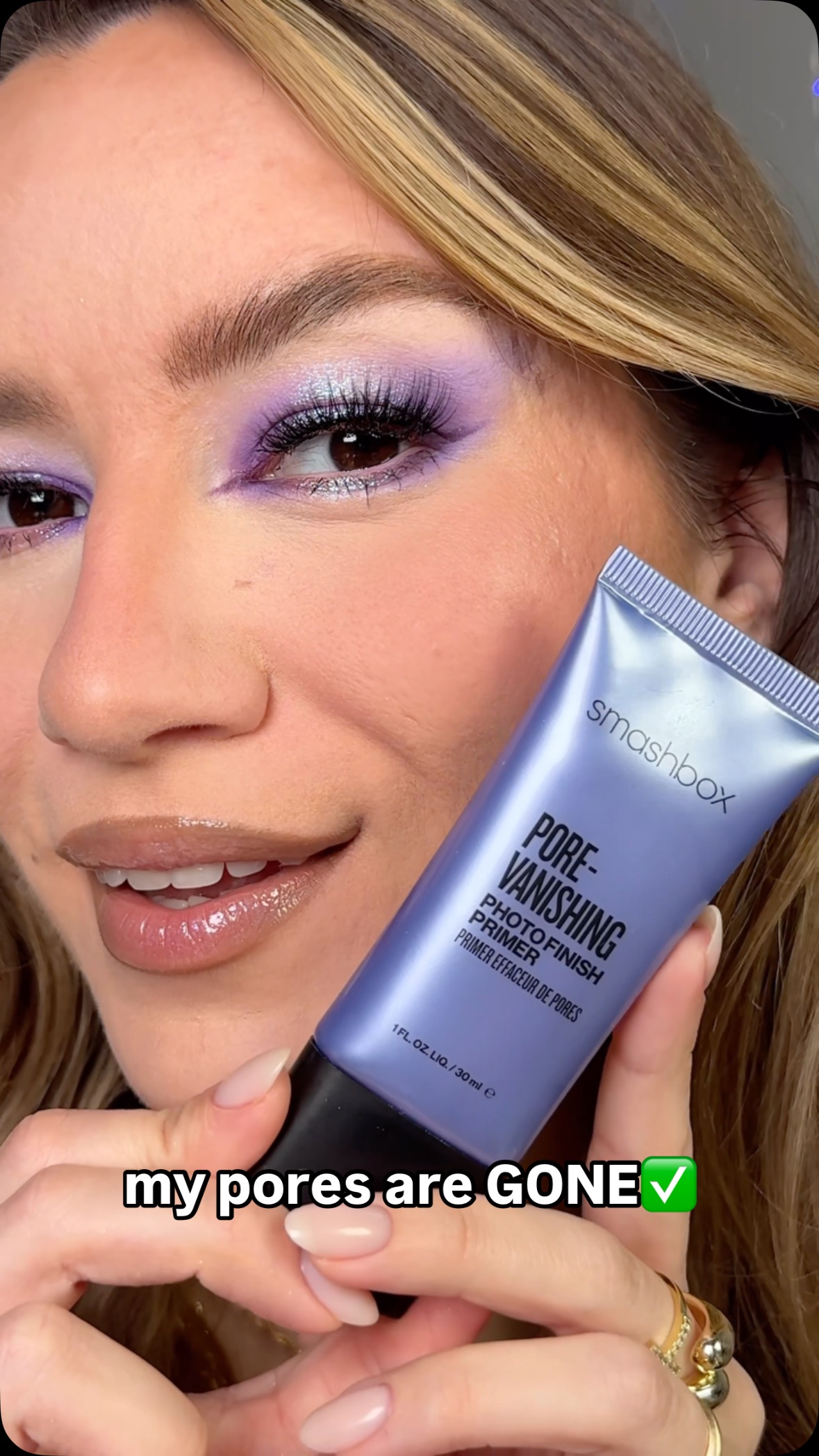Instagram post by @anastasianeganova for Smashbox Venice. Caption reads: MY PORES ARE GONE!✅
The NEW @smashboxcosmetics....