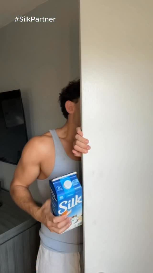 Instagram post by @frankiedrago for Silk. Caption reads: New York dad tries Silk Almondmilk in his Coffee....