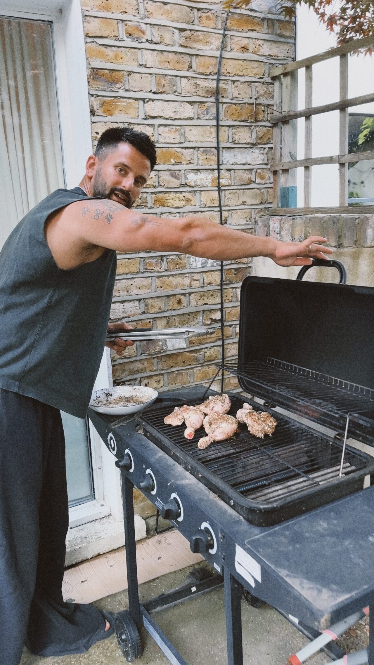 Instagram post by @rupertporpora for Lucky Saint. Caption reads: [...] and staying refreshed with a cold....