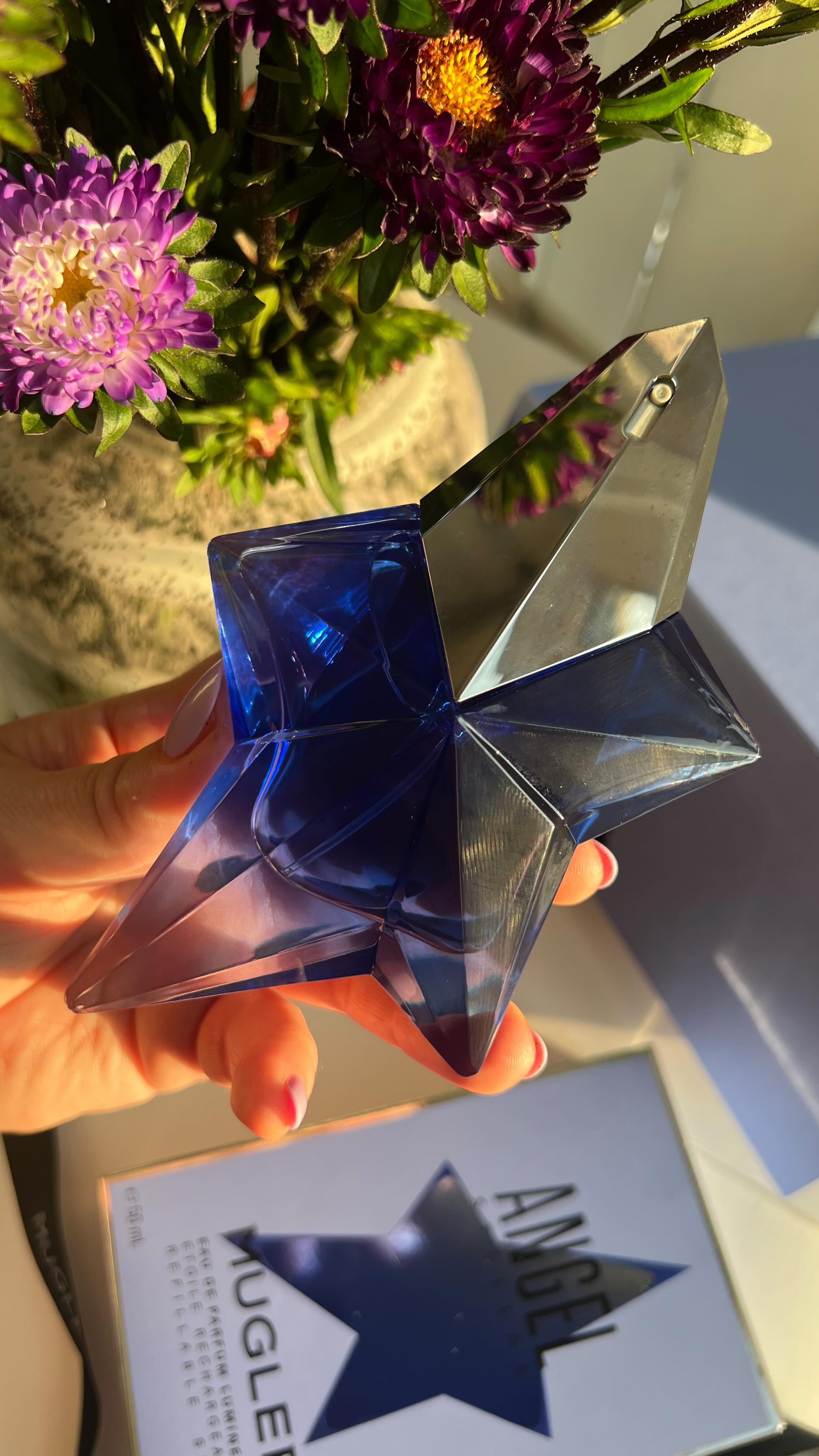 Instagram post by @bee.b.eauty for WPP. Caption reads: ✨ Mugler Angel Stellar – First Spritz & a Cozy....