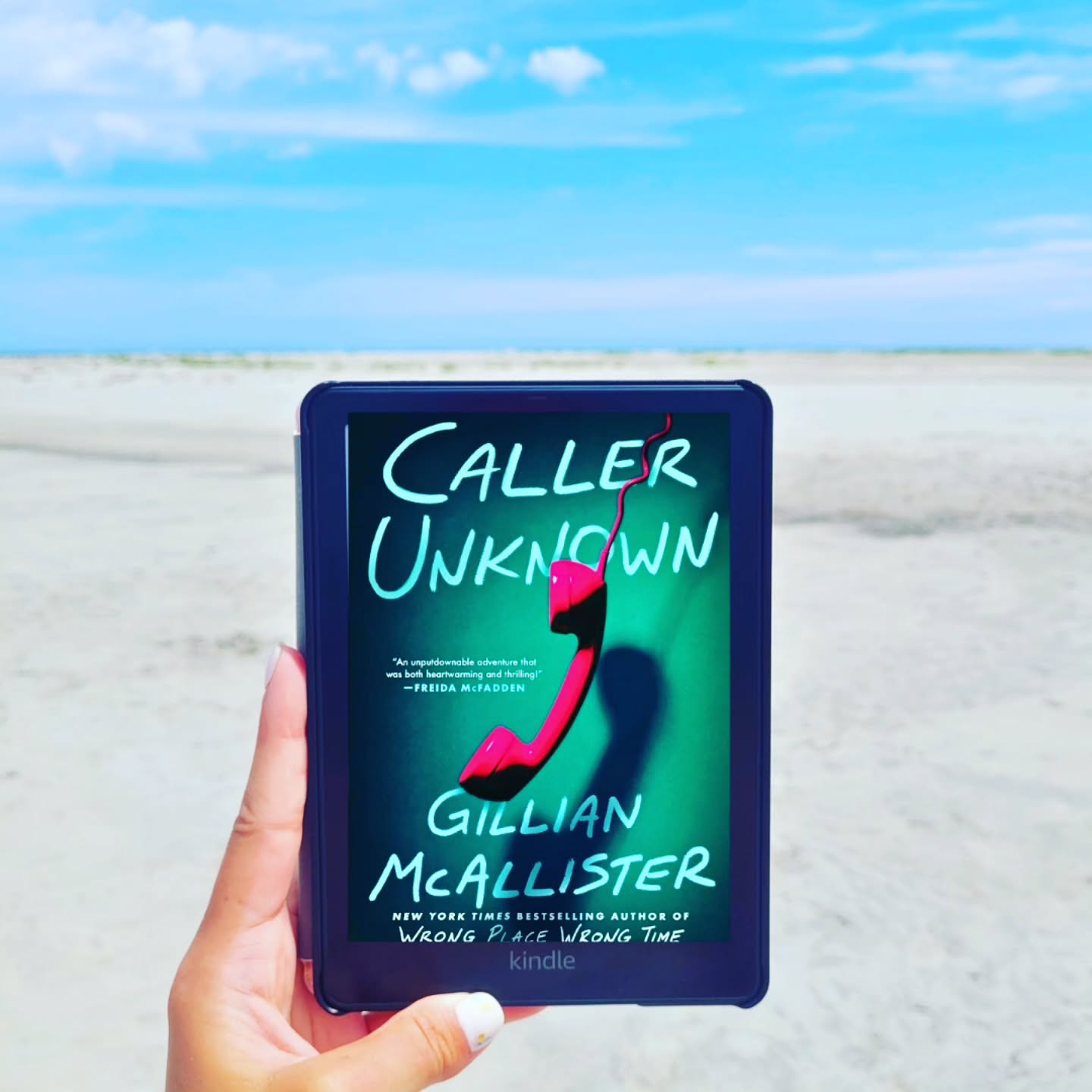 Instagram post by @whats_suzanne_reading for HarperCollins. Caption reads: Thank you, @harpercollins, and @williammorrowbooks....