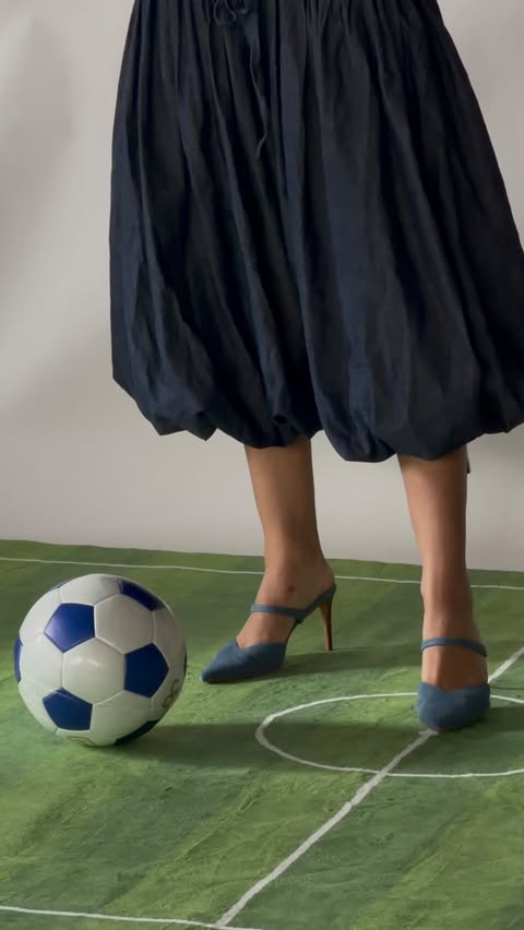Instagram post by @ocean.vanexel for Lexar. Caption reads: fashion & fútbol meet @lexarmemory x....
