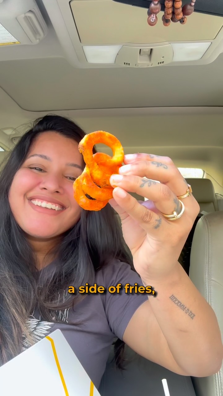 Instagram post by @wheremyfoodat for Hardee's. Caption reads: Meet the Wraptors 😮‍💨😮‍💨 Cheesy Sriracha &....