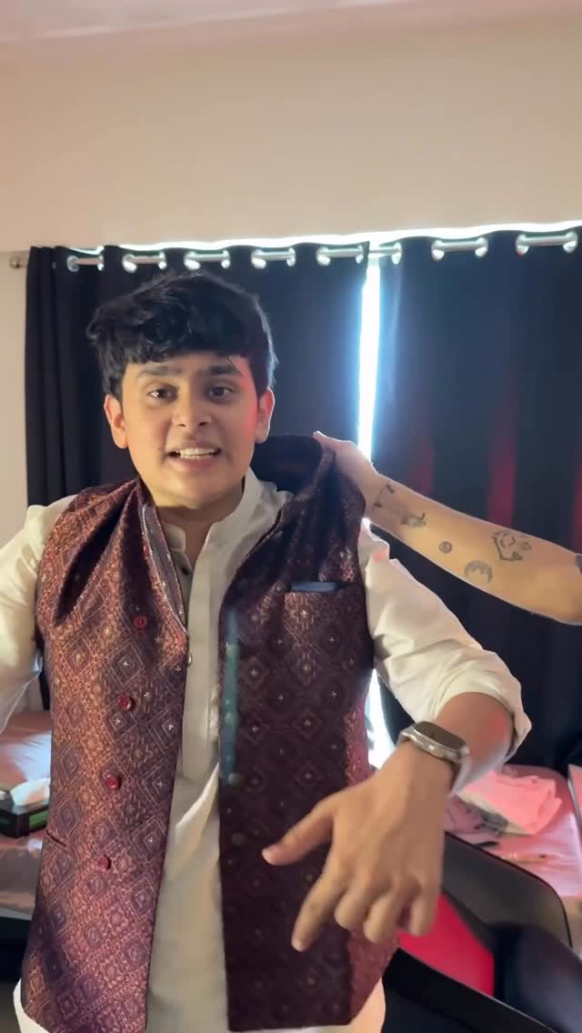 Instagram post by @abhi9avs for Acer. Caption reads: Acer WOW Wali Diwali Sale is here! 
Get ready to....