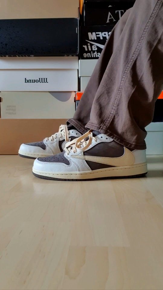 Instagram post by @thaomymignon for Nice Kicks. Caption reads: Sneaker Rotation....