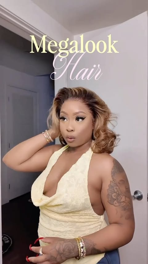 Instagram post by @iamdollfacelyric for Megalook. Caption reads: [...] Get $25 Off(order ≥ $169) link in bio....