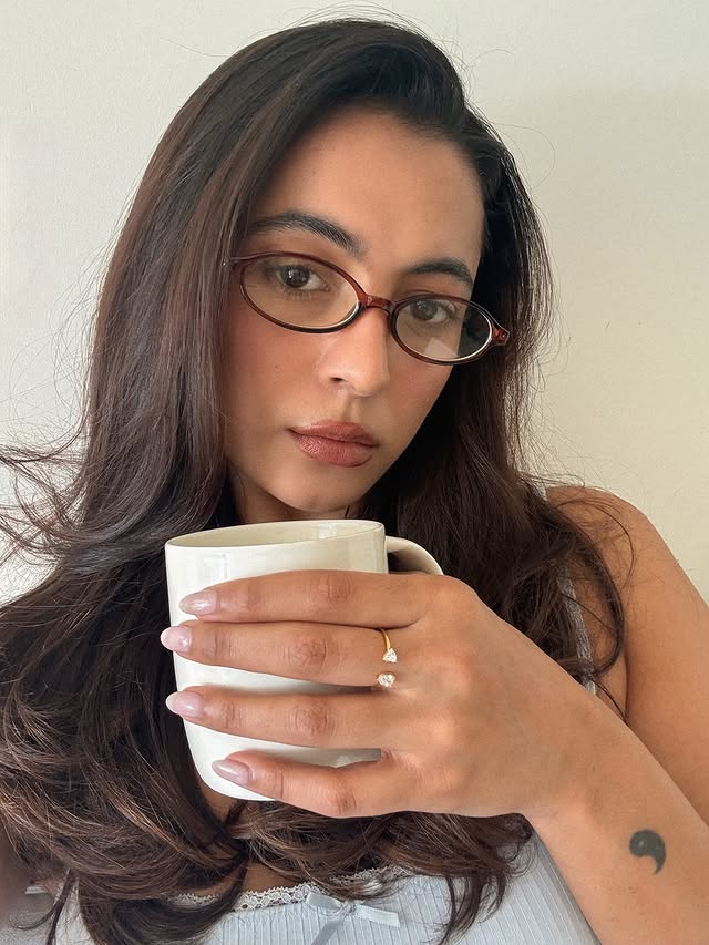 Instagram post by @simranmand_7 for Jewlr. Caption reads: you bought the JEWLR pieces because I told you to....