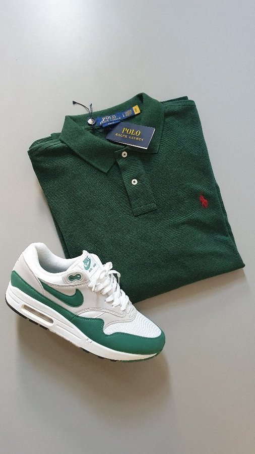 Instagram post by @djamesandrew for Wehkamp. Caption reads: AND NOW BACK2WORK 👔👜
#wehkamp #wehkamp🤝co #ad.