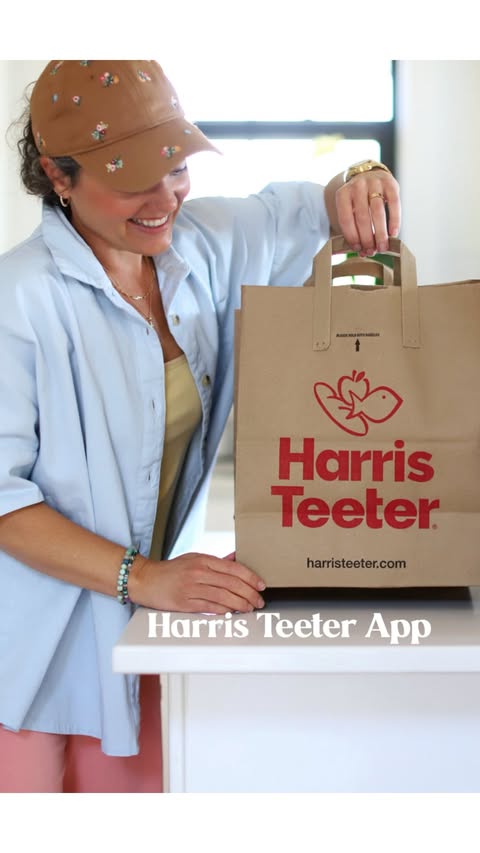 Instagram post by @busylittleizzy for Harris Teeter. Caption reads: [...] money! Seriously, go download the....