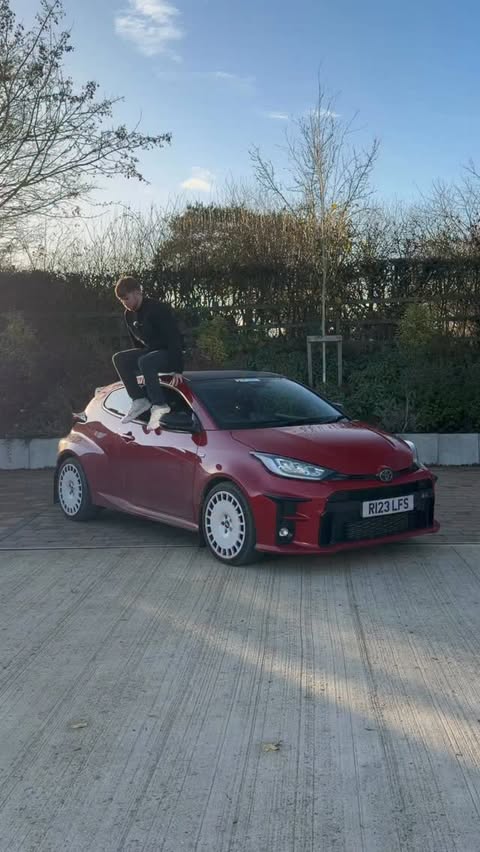 Instagram post by @supercars_of_bedfordshire for OOONO. Caption reads: Check Out The @ooono Co-Driver NO2 👏

#onooo #car....