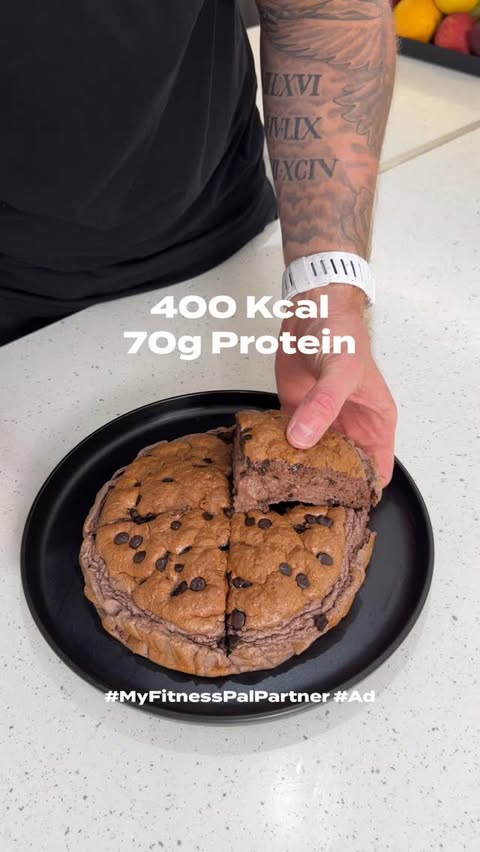 Instagram post by @christophbien for MyFitnessPal. Caption reads: [...] Cookie 🍪 Make sure to try out @myfitnesspal....