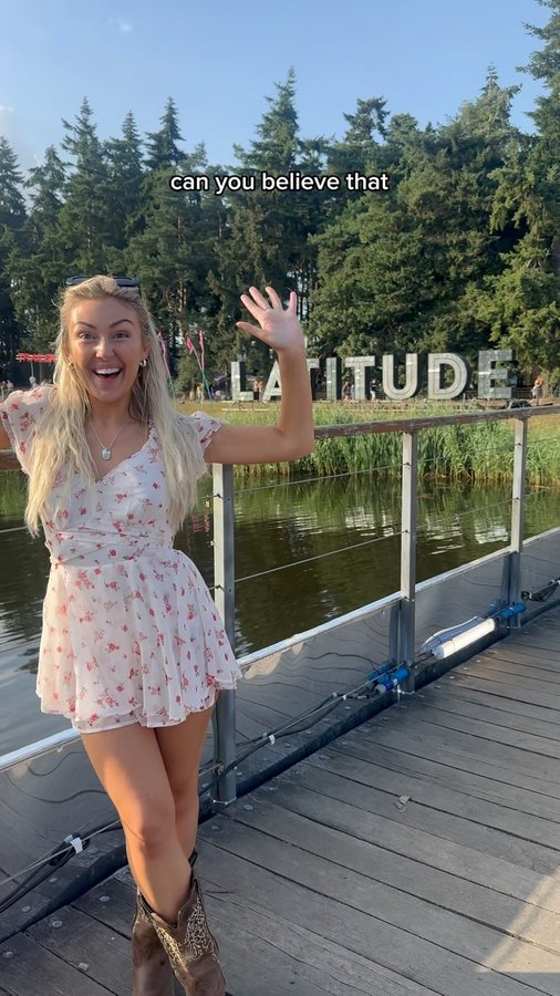 Instagram post by @elliemaegradyx for Comfort UK & Ireland. Caption reads: ad. my first weekend festival experience with....