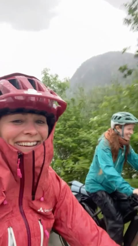 Instagram post by @thebotbeyondthebrainz for Kids Ride Shotgun. Caption reads: [...] @vaudesport @diamantrad @kidsrideshotgun....