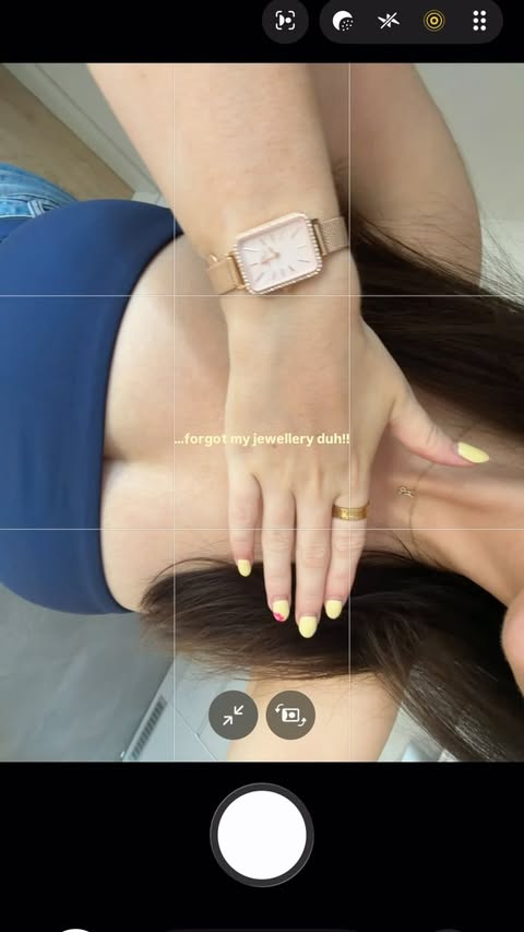 Instagram post by @niamh_cryan for Daniel Wellington. Caption reads: [...] fully dressed without it!! 🌟💘....