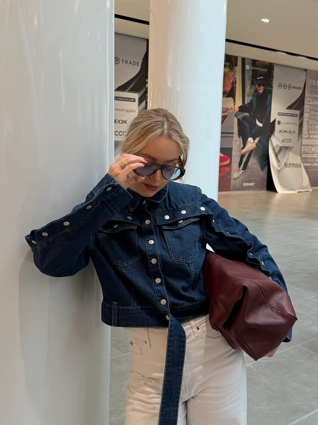 Instagram post by @sofo__khutsishvili for StyleWe. Caption reads: ✨ @stylewe 

To get 20% discount, use the code:....