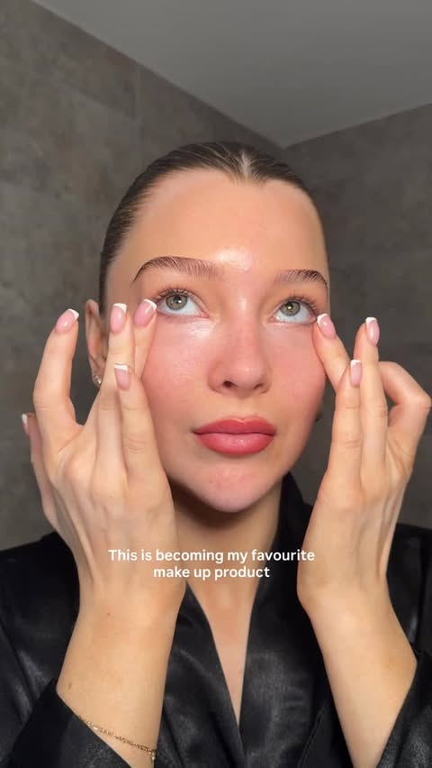 Instagram post by @joannawindrammua for CAIA Cosmetics. Caption reads: [...] sleep anymore this has saved me....