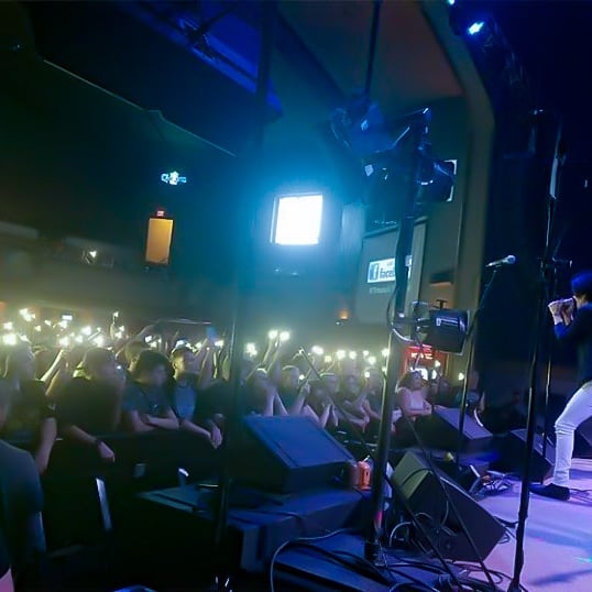 Instagram post by @vsmeband for Sumerian Records. Caption reads: [...] @iseestarsmusic @sxmoctane @sumerianrecords....