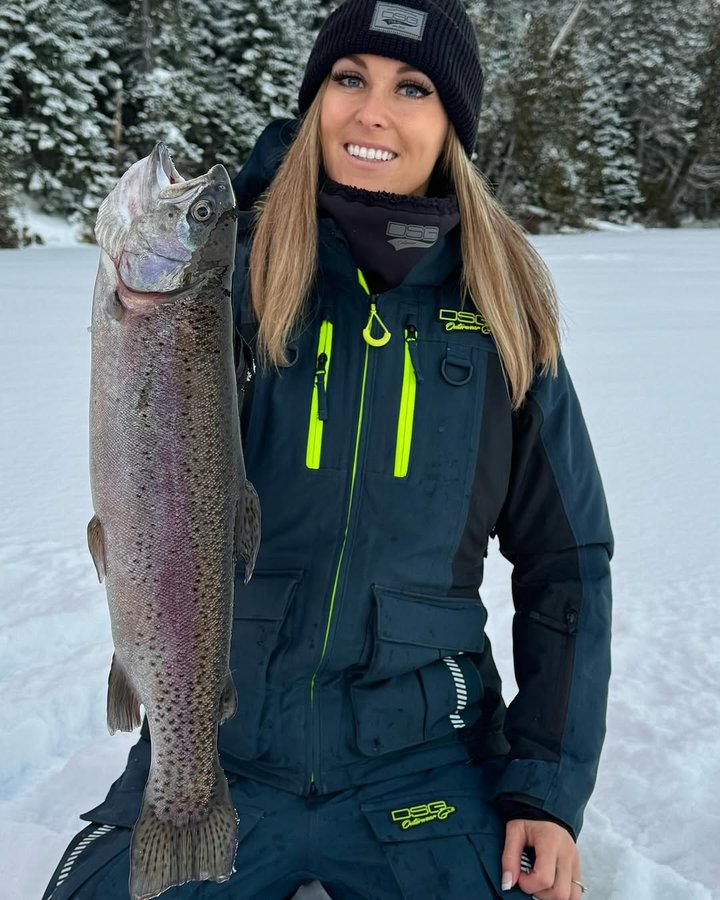 Instagram post by @roxdupuis for DSG Outerwear. Caption reads: 🌈🎣🥰
.
.
.
.
.
@dsgfish 
@auberge_labarriere....