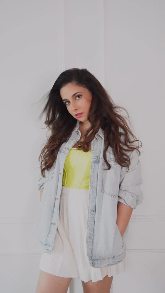 Instagram post by @jaynatida for Yash Raj Films. Caption reads: 🎬 War 2 hits the cinemas today in Hindi, Tamil....