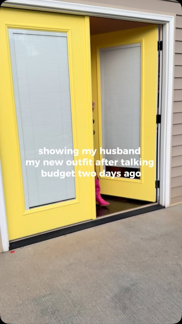 Instagram post by @riminimerrick for Pink Lily. Caption reads: [...] month Me: strutting in a new Pink Lily fit....