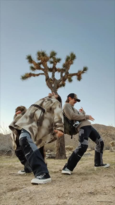 Instagram post by @twinsauce for Star Wars. Caption reads: [...] new pieces from the @columbia1938 x....