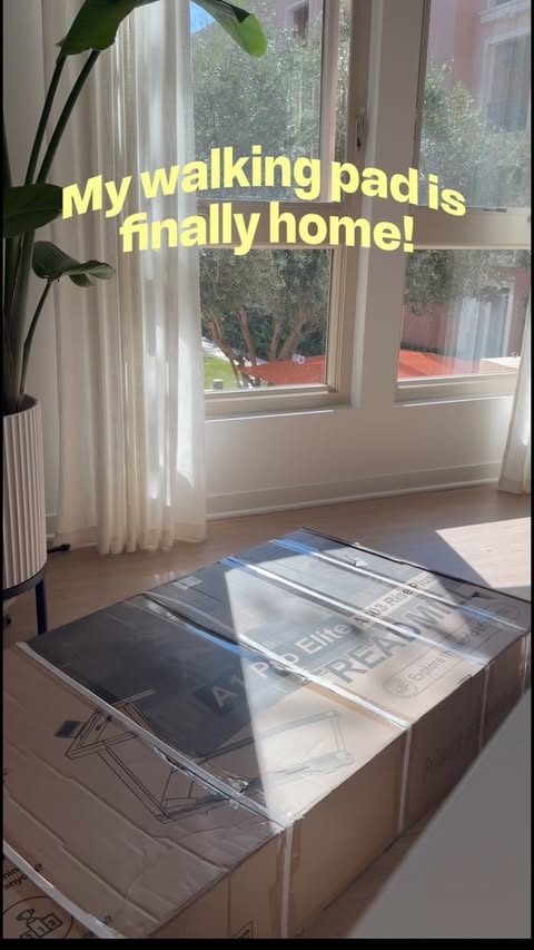 Instagram post by @rahime_ugc for DeerRun. Caption reads: [...] fitness space at home? 🏠💪 With the DeerRun....