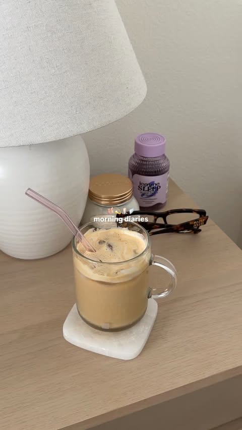 Instagram post by @ssabrinaxoxo for Lemme. Caption reads: happy first full week of 2026 💫✨🫶🏻 

getting....