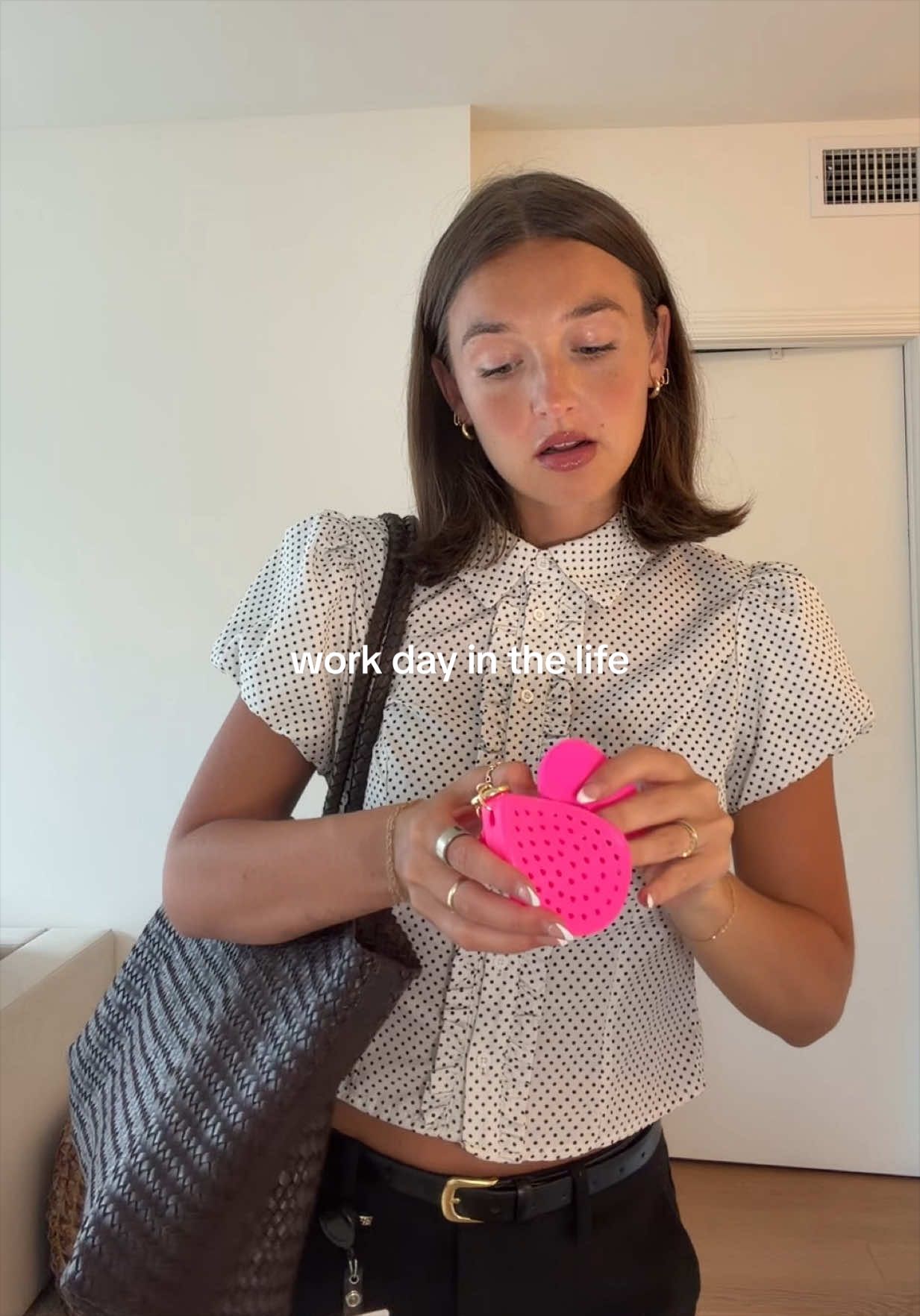 TikTok post by @autumn_gruber for beautyblender. Caption reads: [...] it’s summer in nyc!! That’s why the....