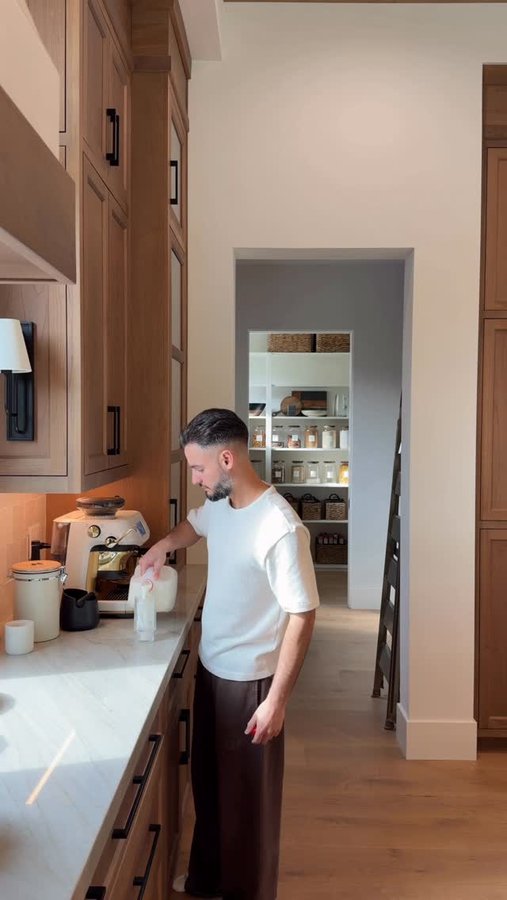 Instagram post by @theeverythingdad for Bumble. Caption reads: After the move and everything settling down, it....