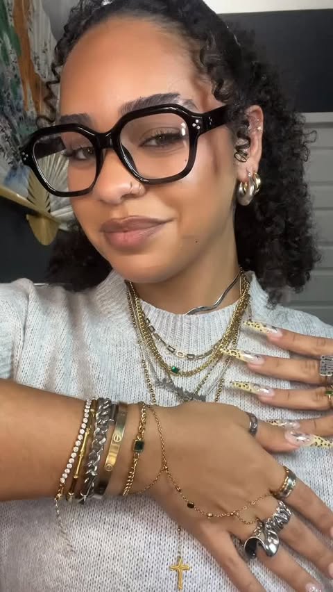 Instagram post by @jayy.evan for Slide Jewels. Caption reads: New month, new gold @slidejewels #unboxing....