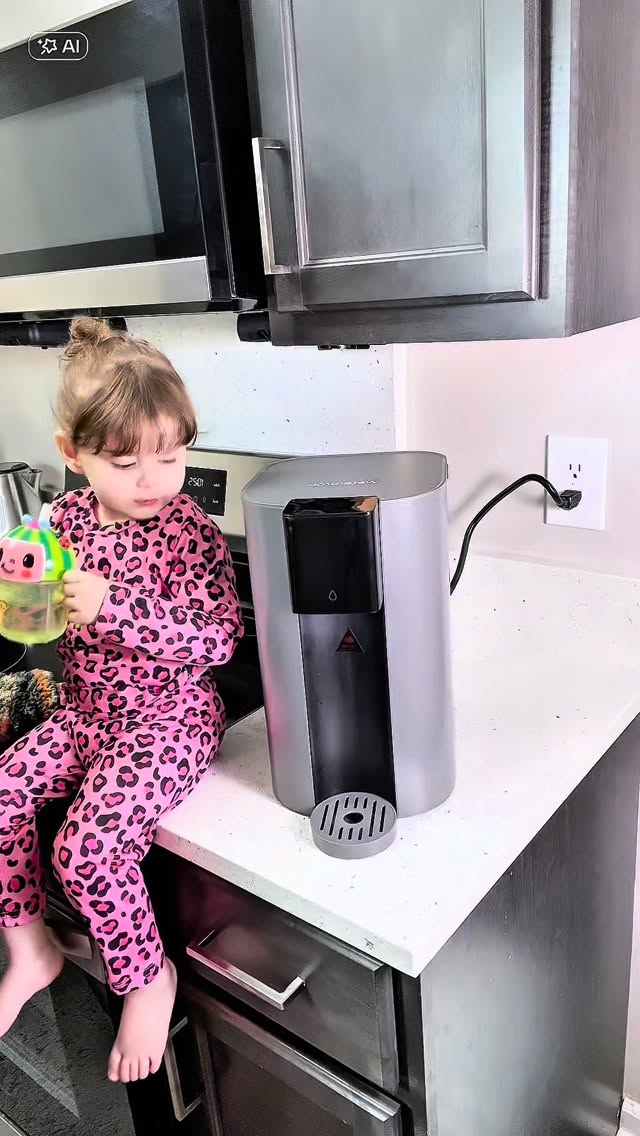 Instagram post by @gulendamfatihermin for Waterdrop Filter. Caption reads: 💧 The smarter way to donate is coming soon!....