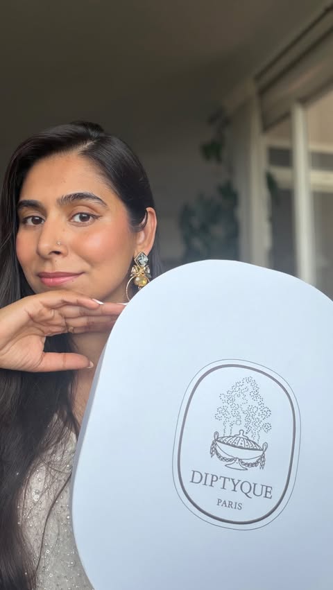Instagram post by @zojamal for Diptyque. Caption reads: [...] the glow (and the scent) of a fresh....