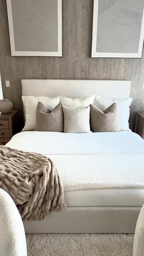 Instagram post by @iamjalisasiimone for Quince. Caption reads: [...] it should be. These cooling sheets from....