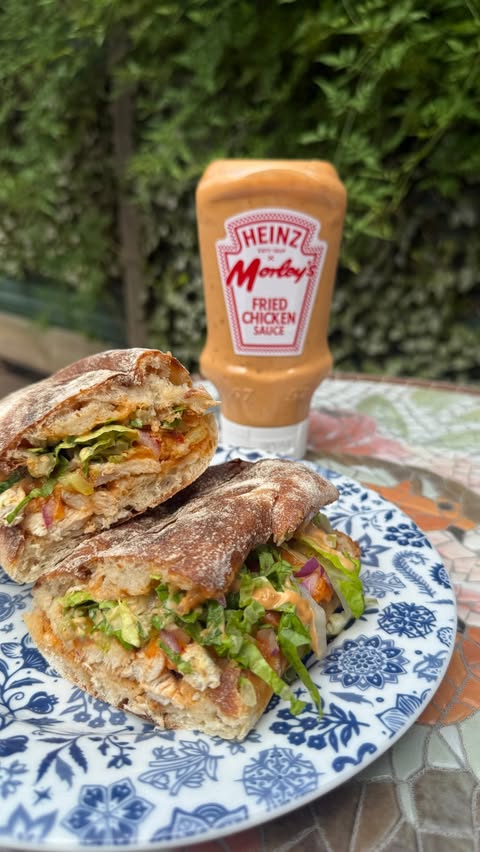Instagram post by @aleena_rzq for Heinz. Caption reads: [...] cheese and absolutely drowned it in the....