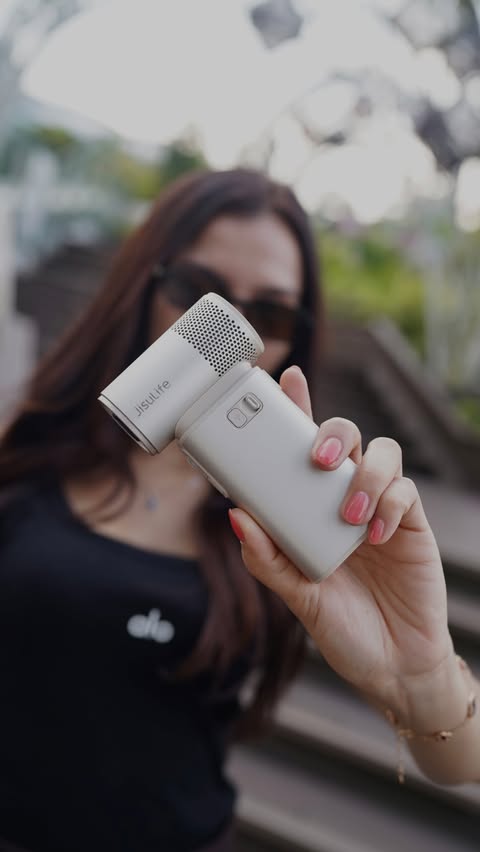Instagram post by @kikey01 for JisuLife. Caption reads: [...] make everyday life feel effortless.....