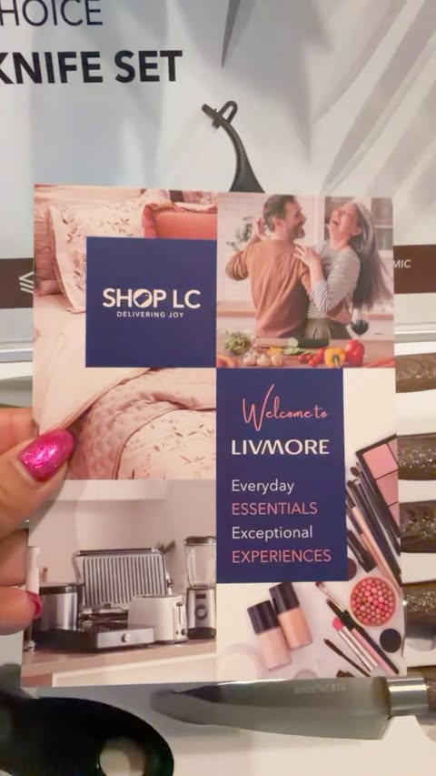 Instagram post by @samosaswmimosas for Shop LC. Caption reads: [...] recipe starts with good knives 🔪 😀.....