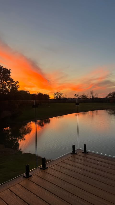 Instagram post by @_catben_ for T-Mobile. Caption reads: If you’re looking for fast, reliable fiber....