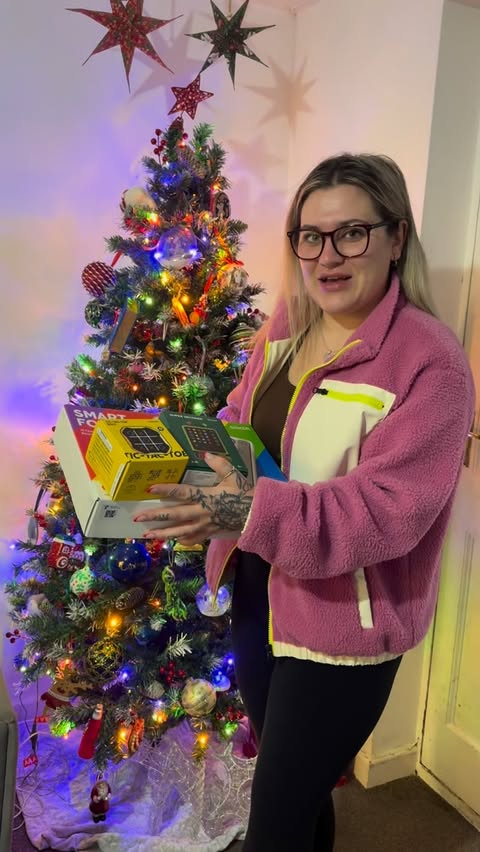 Instagram post by @phillipsfamilysuffolkandbeyond for GiiKER. Caption reads: [...] the big day you can get these amazing....